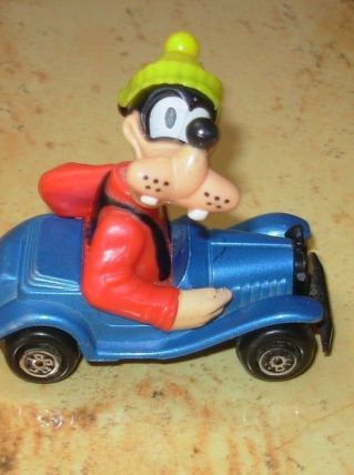 Voiture Bleu Dingo vintage