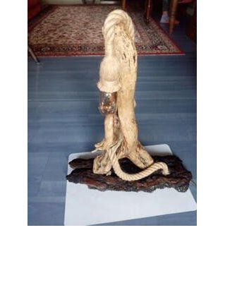 lampe en bois flottée