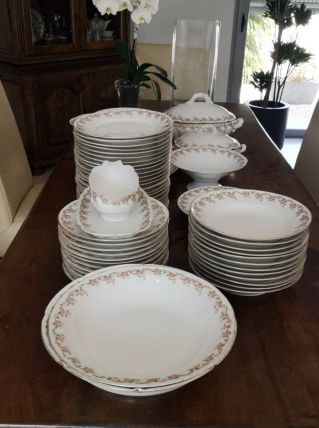 Services Porcelaine de limoges 65 pièces de 1900