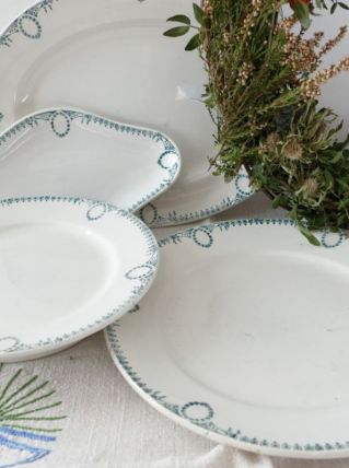 Série de plat en terre de fer