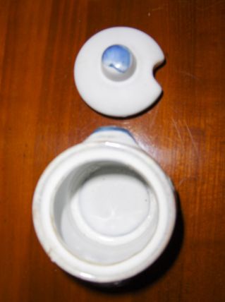 Petit pot à moutarde en faience 