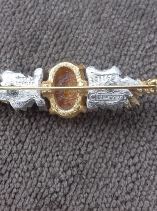 Broche Carven vintage camée  plaqué or