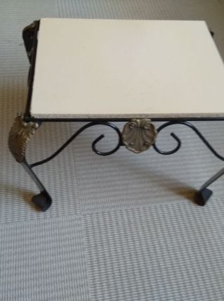 Table basse avec fer forgé très rustique