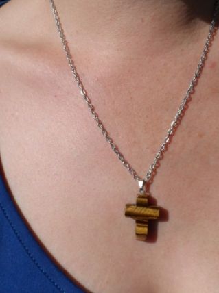 pendentif croix en pierre oeil de tigre 