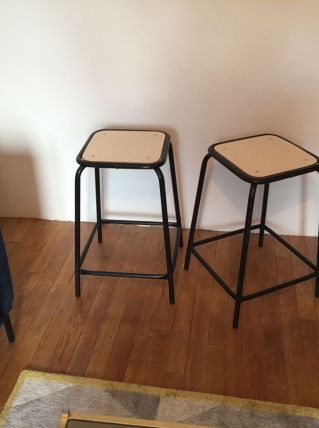Paire de tabourets industriel métal et formica