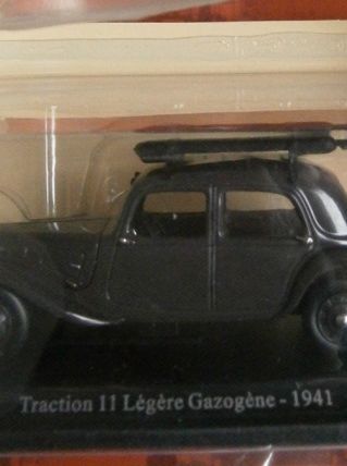 Miniature traction 11 légère gazogène 1941