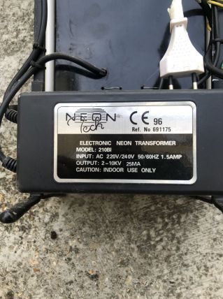 Enseigne neon clan Campbell