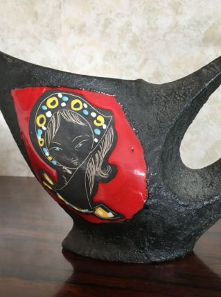 -	Pichet en céramique et émail de lave grasse San Marino fab