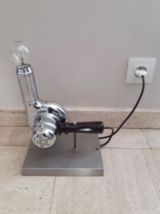 Lampe original sèche cheveux