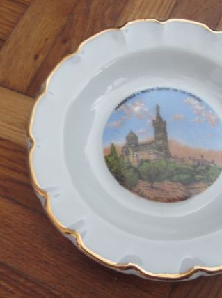 Assiette décorative