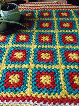 Plaid en crochet coton perlé