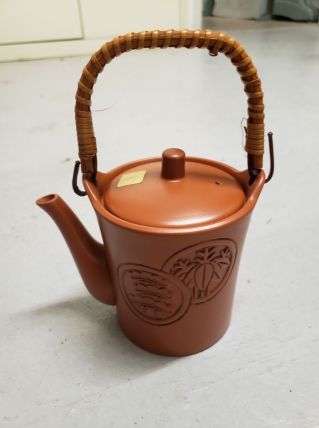 Petite théière marron