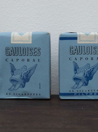 GAULOISES CAPORAL TROUPE CIGARETTES  - L7