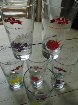 6 verres à jus de fruits