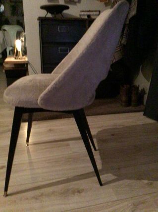 Chaise tonneau moumoute 