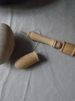 Nécessaireà couture