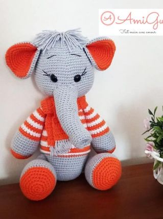 Jouet Peluche en crochet amigurumi (fait main)