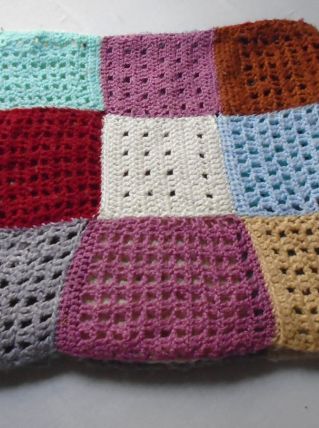 Plaid patchwork crocheté