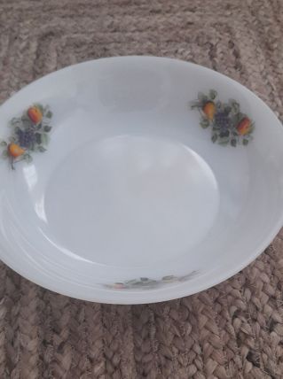 Plat rond, vintage Arcopal modèle fruits de France