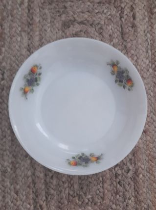 Plat rond, vintage Arcopal modèle fruits de France