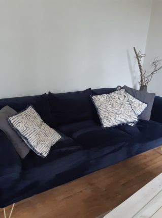 Canapé velours bleu nuit 