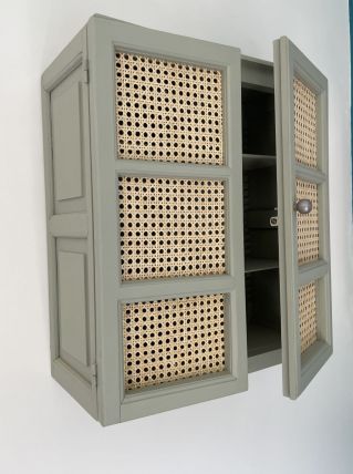 Armoire pharmacie