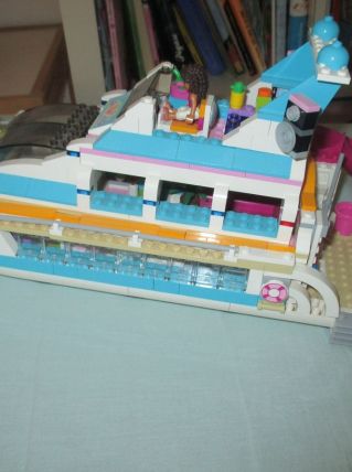 Yatch lego friends
