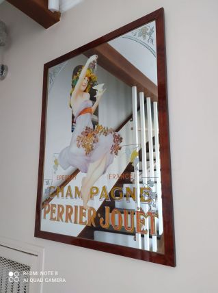 Très beau miroir publicitaire  champagne Perrier jouet
