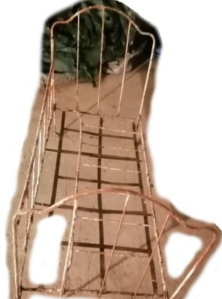 Lit d'enfant en fer forgé