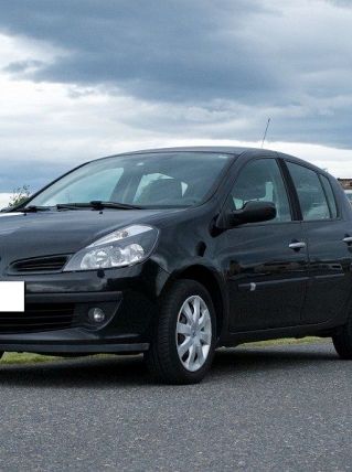 Renault Clio III particulier 1.5 DCI 