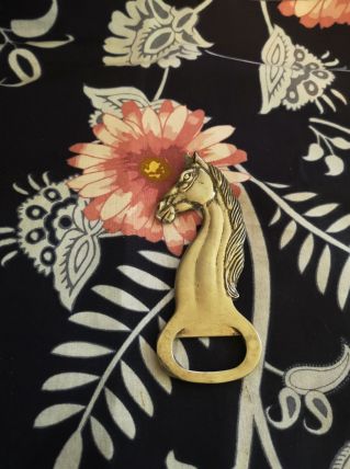 Décapsuleur cheval 13 cm couleur argenté 