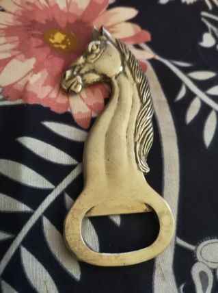 Décapsuleur cheval 13 cm couleur argenté 