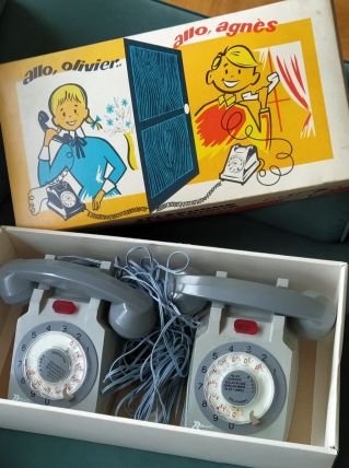 Téléphones jouets vintage rolphone