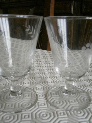 Lot de 2 verres à pied vintage