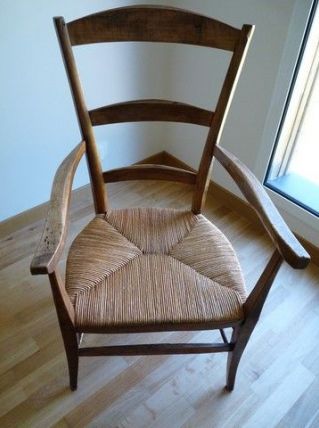 Authentique fauteuil "Coin du feu" assise paille de seigle  