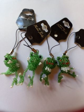 Grenouilles en perle