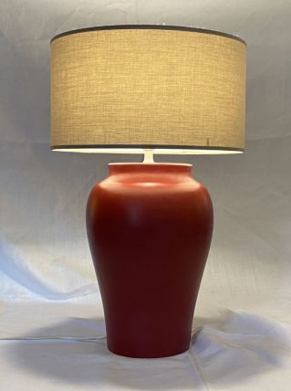 Lampe de salon couleur : bordeaux / Hermès avec abat-j