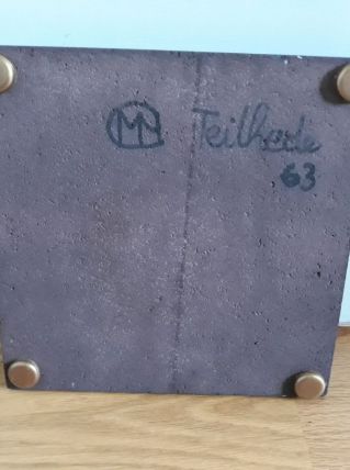 Dessous de plat signé en céramique émaillée