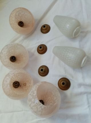 Petits globes en verre de Clichy rose