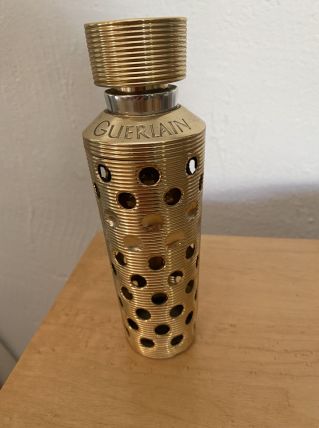 Etui Guerlain vintage des années 90 en métal doré pour recha