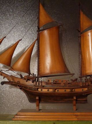 Bateau maquette bois