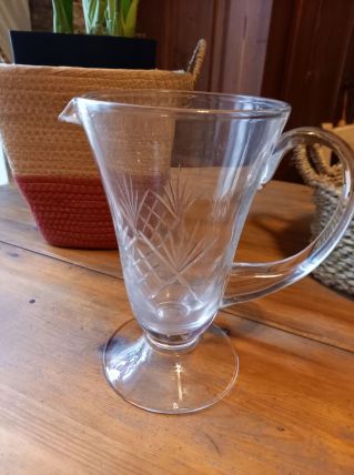 Carafe en verre gravé 