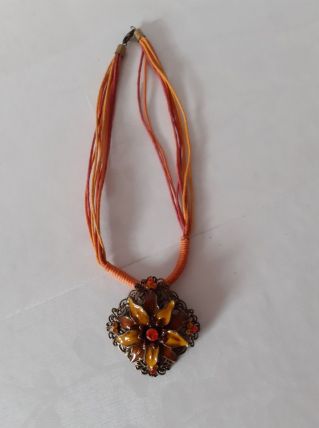 Collier Floral en métal