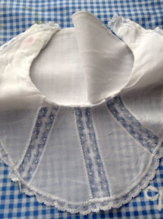 bavoir bébé vintage