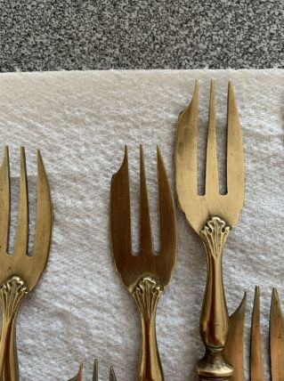 10 fourchettes à dessert