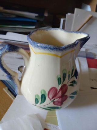 Pot à lait faiencerie de PORNIC -