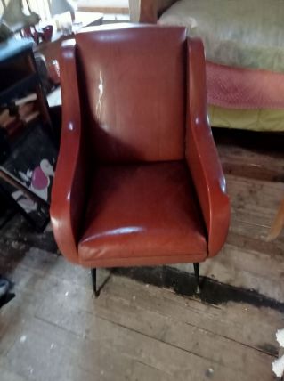 fauteuil vintage en skai