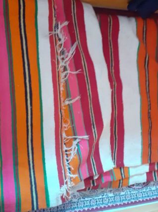 tapis vintage marocaine fais main 