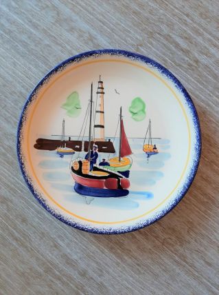 Assiette en faïence