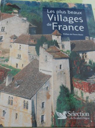 Les plus beaux villages de France, préface de Pierre Bonte